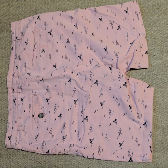 Men's Knickerbocker shark attack shorts - Picture 3 of 3